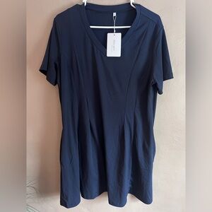 Elegant Navy Short Sleeve Dress Tee
